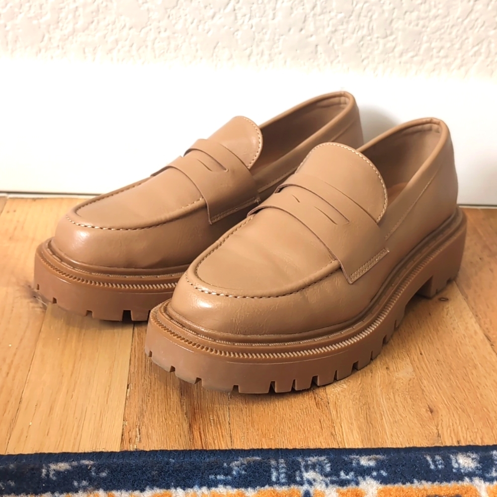 American Eagle Lug Sole Loafers